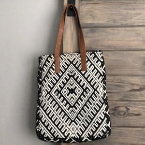 Love Stitch embroidered black & white tote bag
